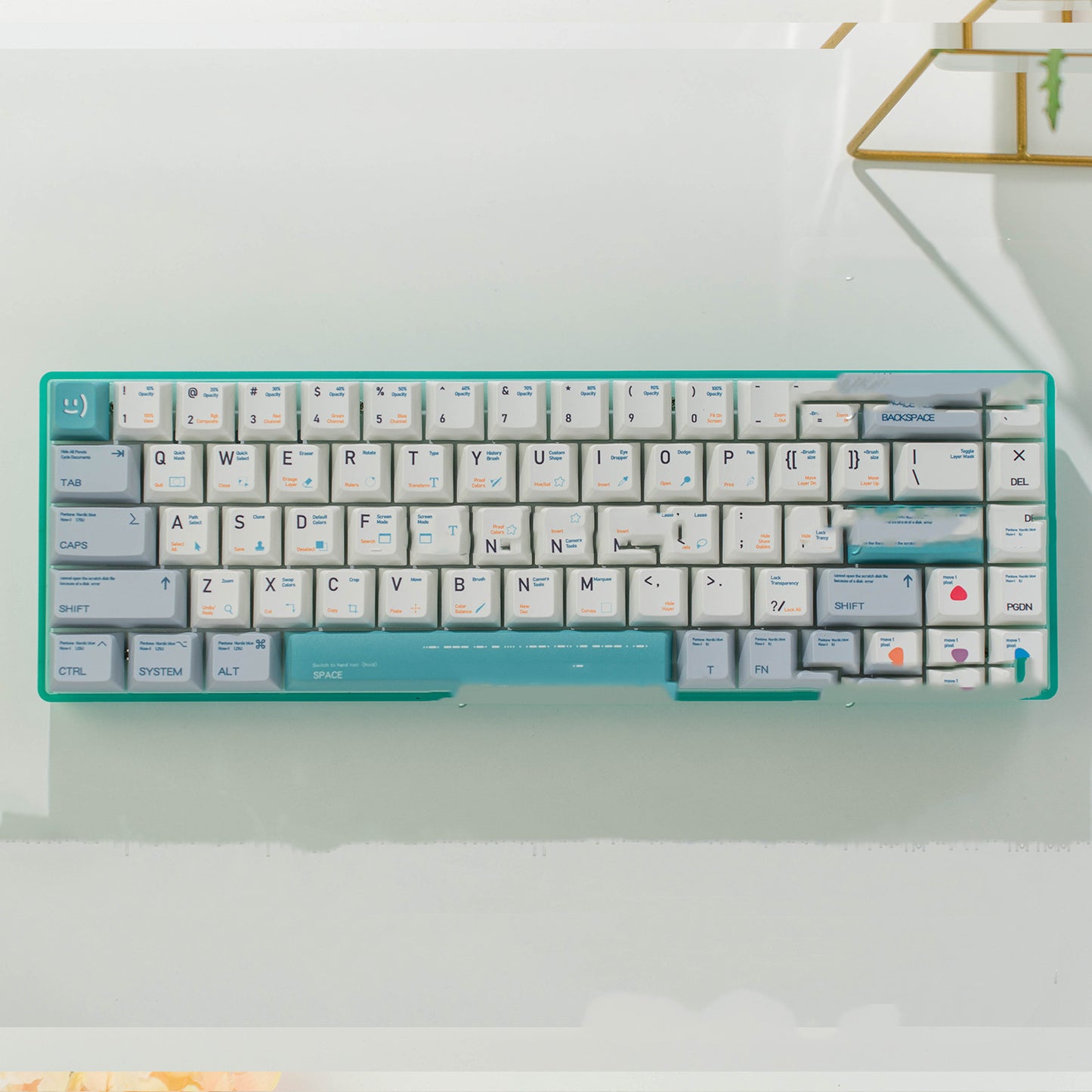 Transparent Three-Mode Mechanical Keyboard: Hot-Swappable and Wireless Bluetooth